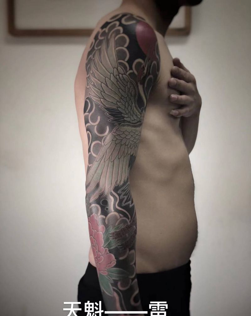 仙鹤花臂纹身图片_手臂老传统仙鹤牡丹纹身图案