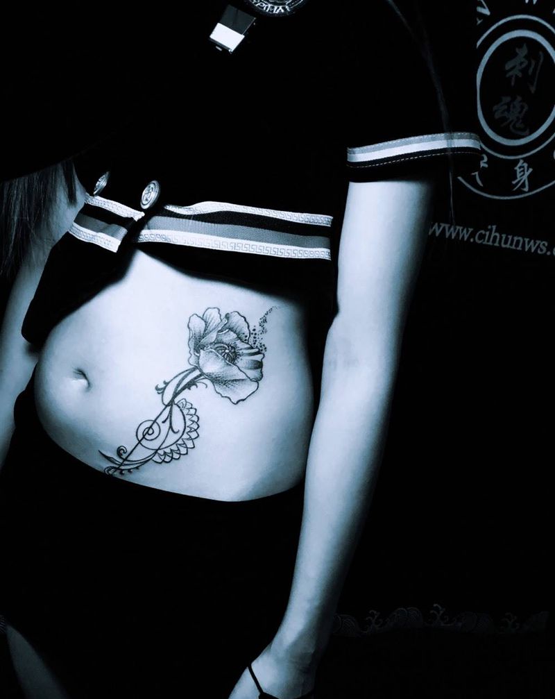 罂粟花纹身图片