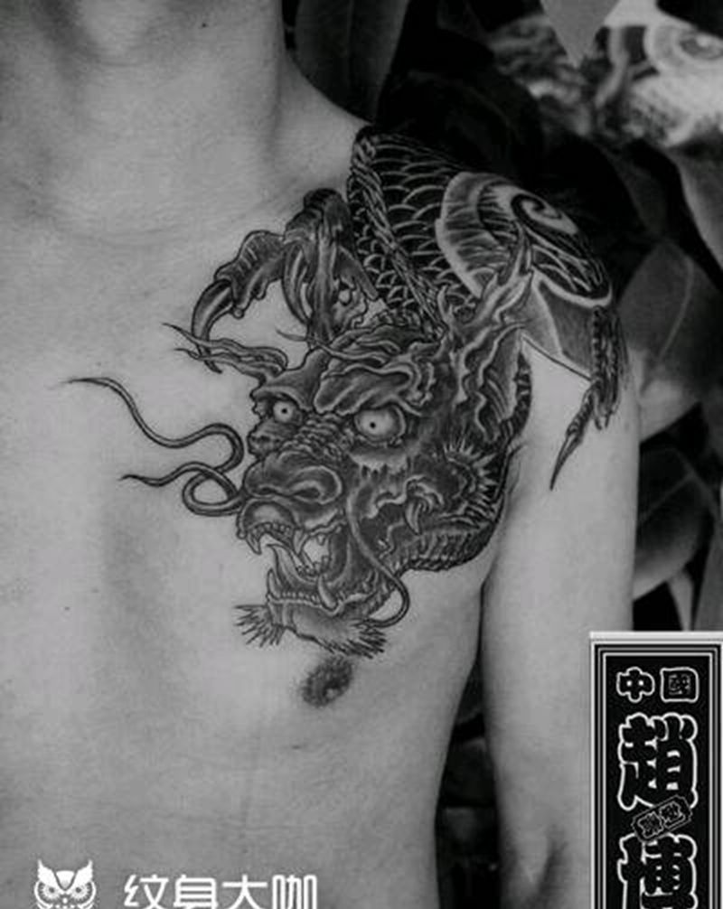 披肩龙纹身纹身图片_肩部传统动物成品纹身图案
