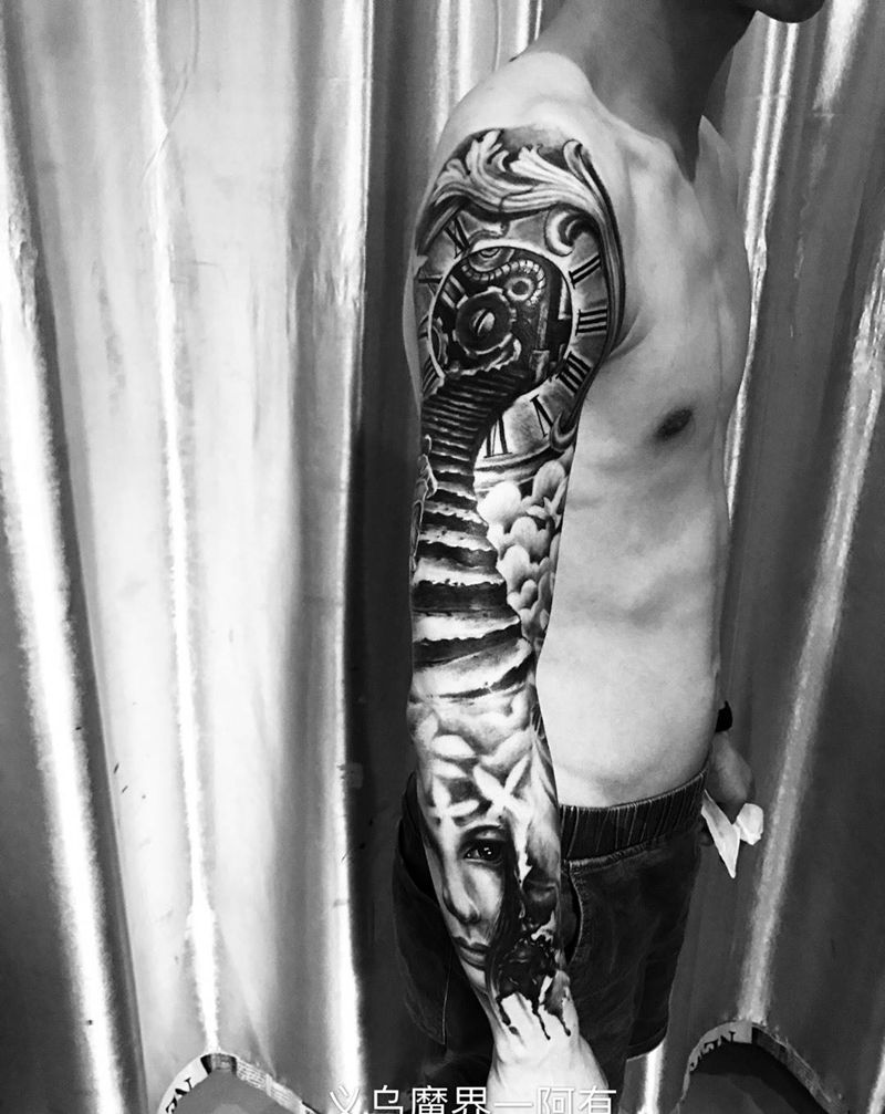 花臂纹身图片_成品人物手臂手部欧美肖像原创宗教几何纹身图案