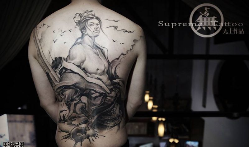 人物纹身图片_成品背部传统国画纹身图案