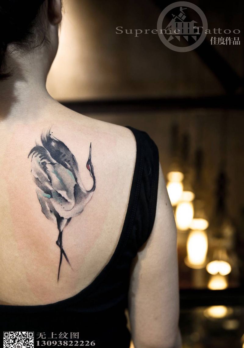 驻店师傅作品纹身图片_成品肩部脚部清新动物植物纹身图案