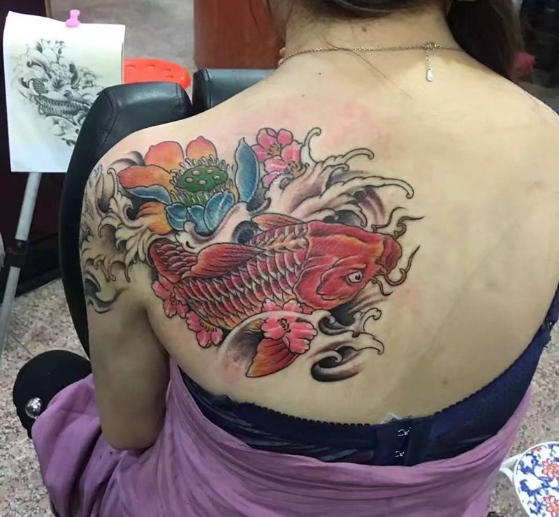 鲤鱼纹身图片