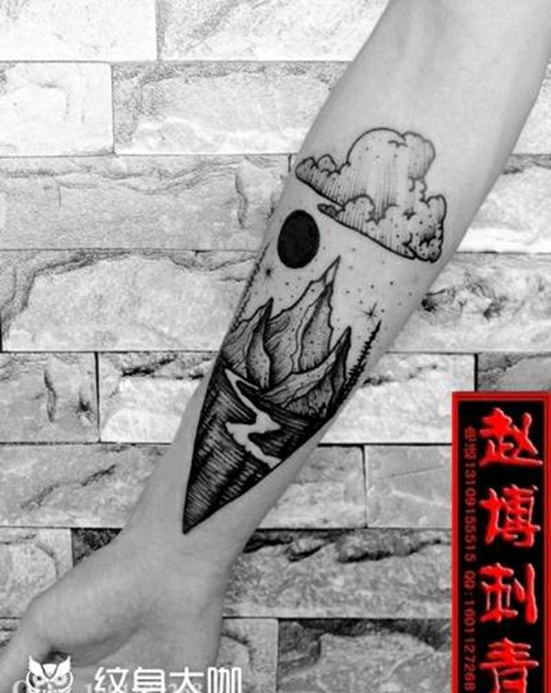 欧美风格纹身纹身图片_手臂植物成品纹身图案