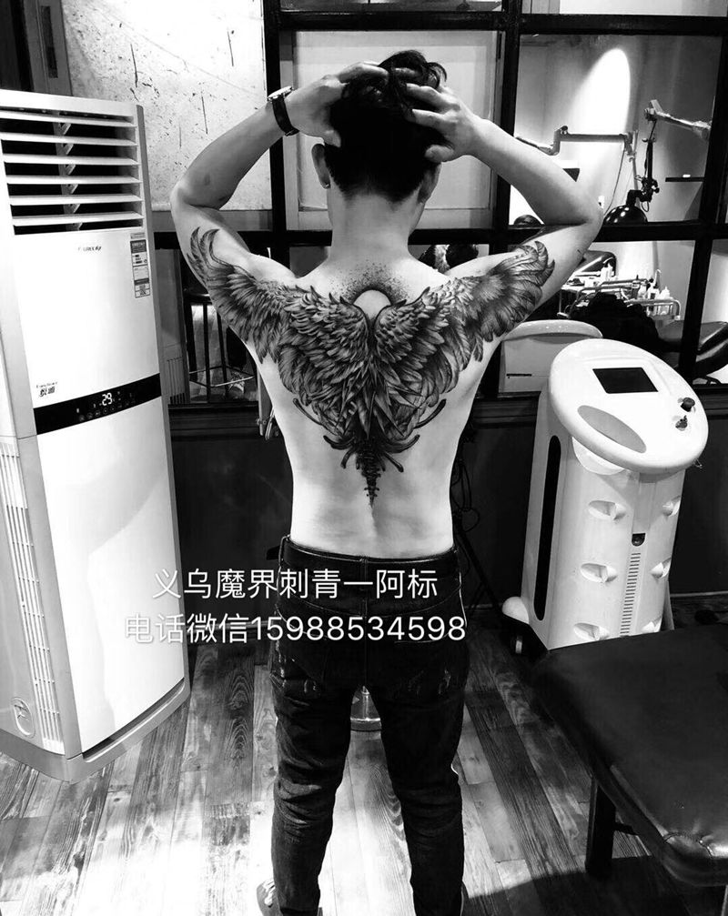 翅膀纹身图片_成品肩部背部手部手臂欧美习俗动物宗教腰部纹身图案