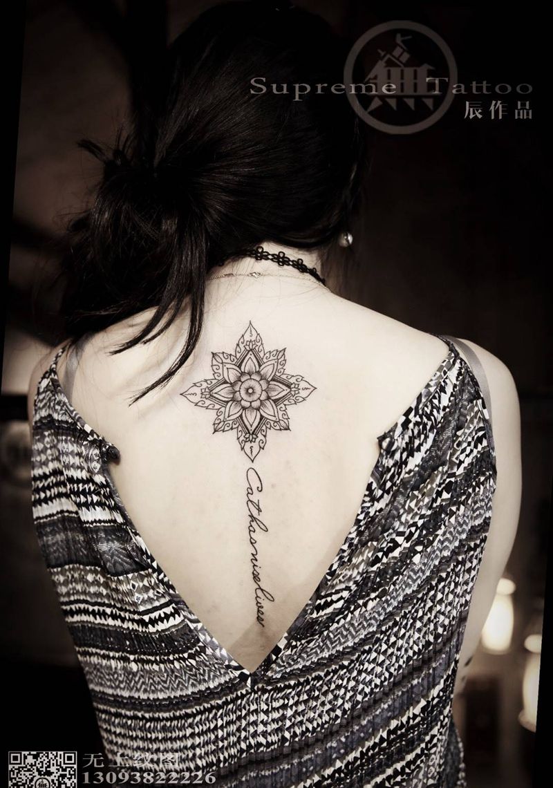 驻店师傅作品纹身图片_水彩欧美清新脚部手臂腹部腿部成品纹身图案