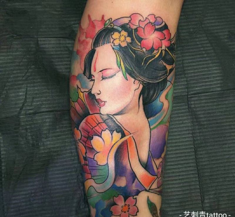 艺妓纹身图片_腿部脚部新传统水彩纹身图案