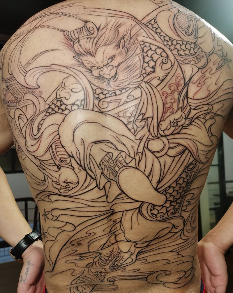 满背悟空纹身图片_背部新传统纹身图案