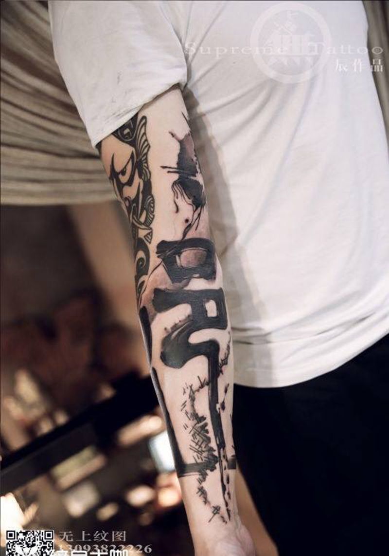 驻店师作品纹身图片_成品手部传统原创纹身图案