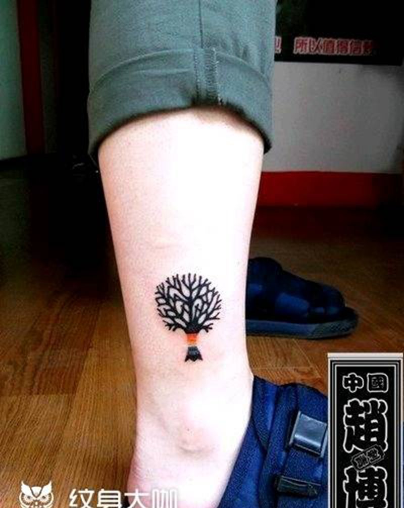 彩虹小树纹身纹身图片_腿部清新植物成品纹身图案