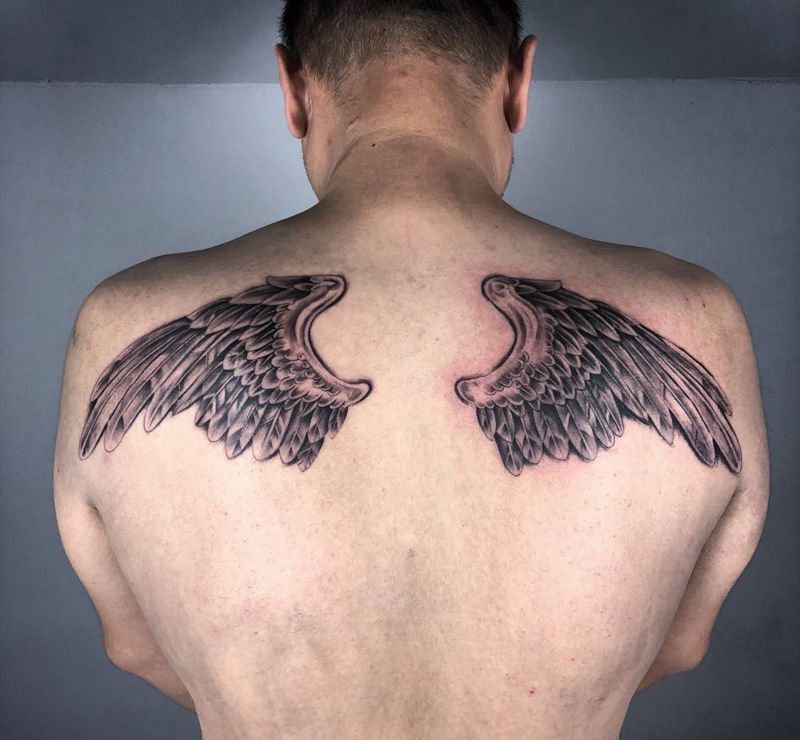 翅膀纹身图片