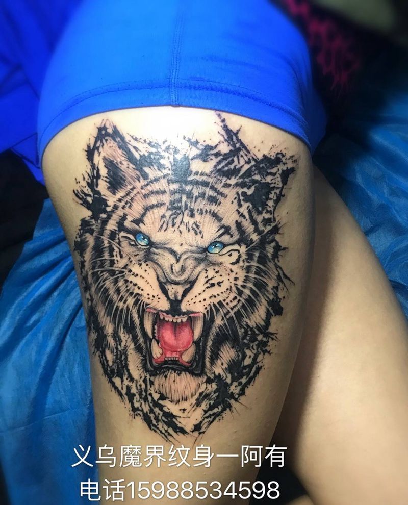 老虎头纹身图片_成品腿部传统国画动物原创手臂胸部肩部写实纹身图案