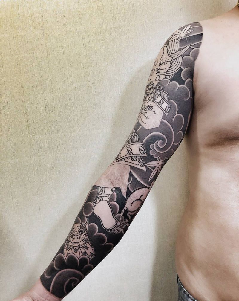 武士雾面纹身图片_手臂老传统纹身图案