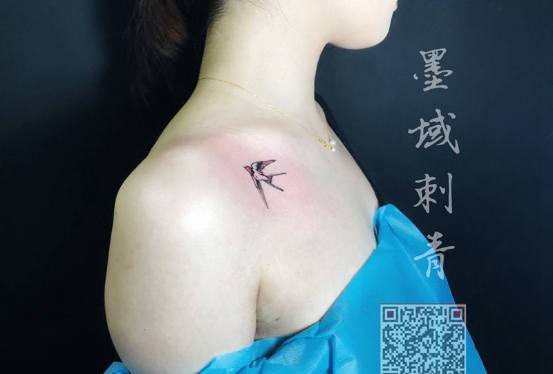 燕子纹身图片