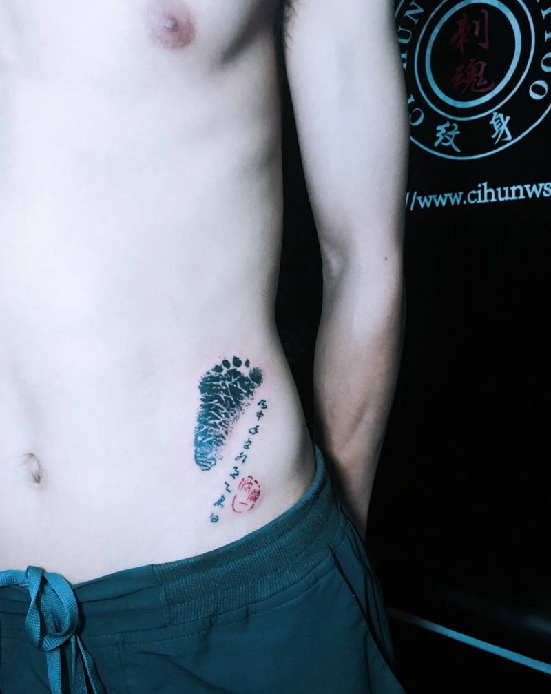 婴儿脚印纹身图片