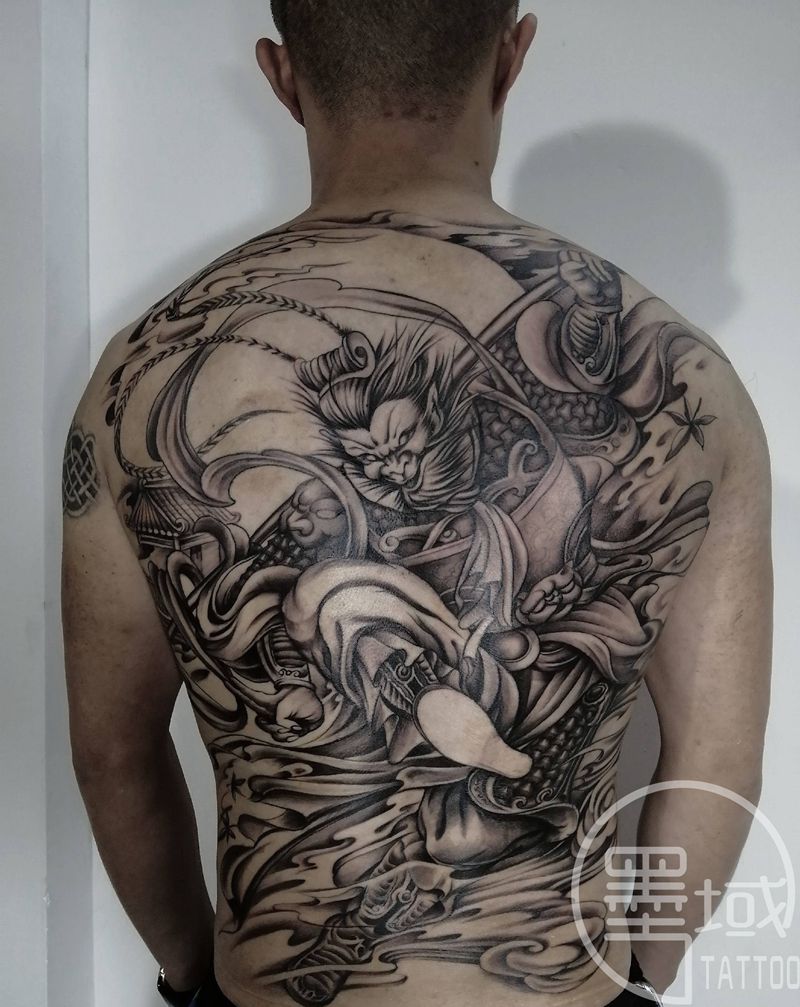 满背悟空纹身图片_背部新传统纹身图案