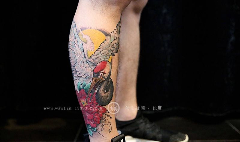 小腿仙鹤纹身图片_成品腿部传统清新动物植物原创培训招生无上纹图纹身图案