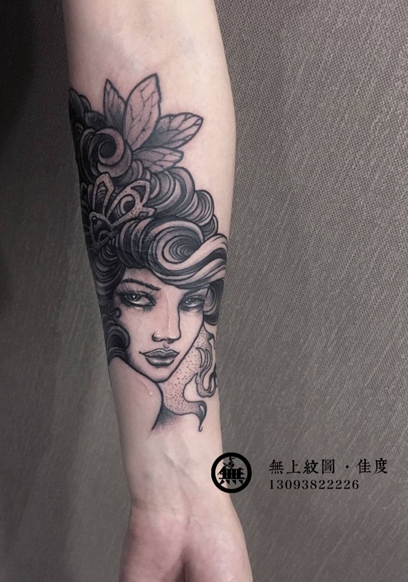 驻店师傅遮盖疤痕纹身图片_成品手臂欧美肖像清新人物图腾无上纹图招生纹身图案
