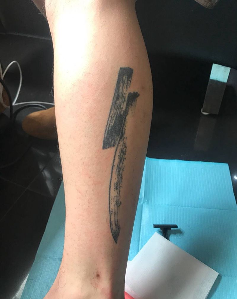 泼墨书法遮盖作品《宁靖》纹身图片_成品腿部无上纹图纹身图案