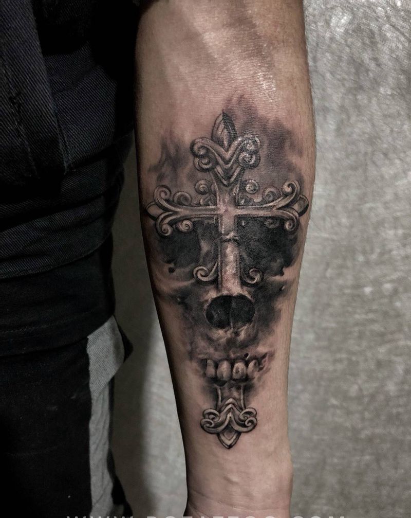 十字架纹身图片