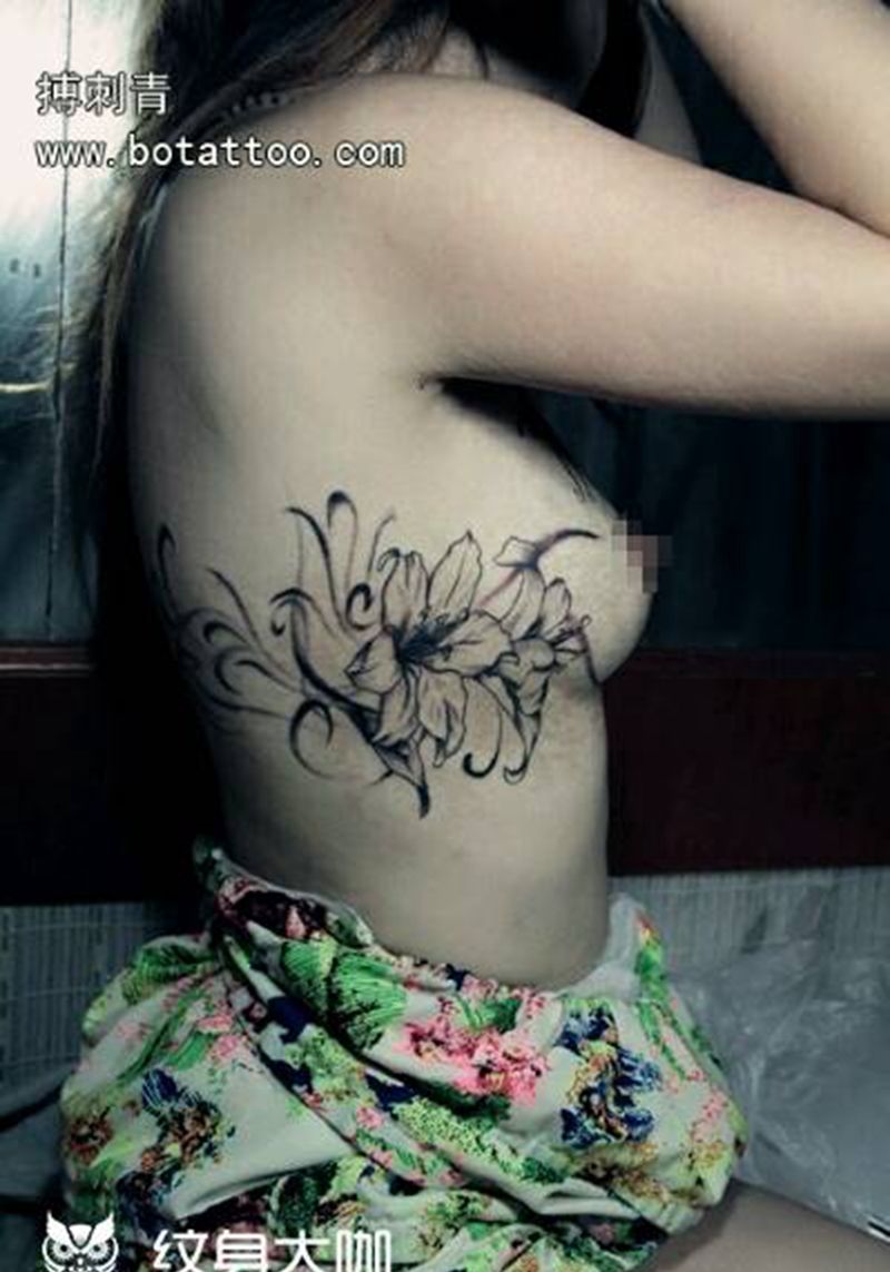 花纹身图片