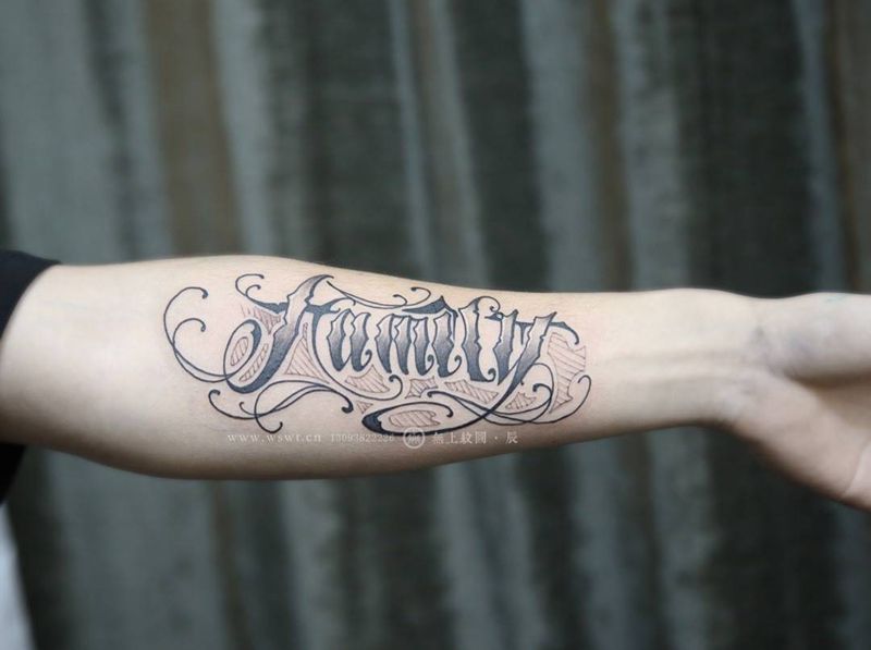 小臂英文纹身图片_成品手臂欧美字符英文纹身图案