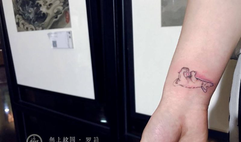 可爱猫纹身图片_成品手臂欧美清新动物图腾无上纹图招生纹身图案
