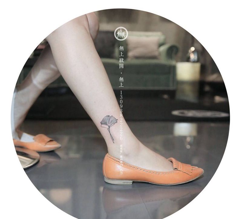 脚踝银杏叶纹身图片_成品脚部清新植物原创无上纹图招生图腾培训纹身图案