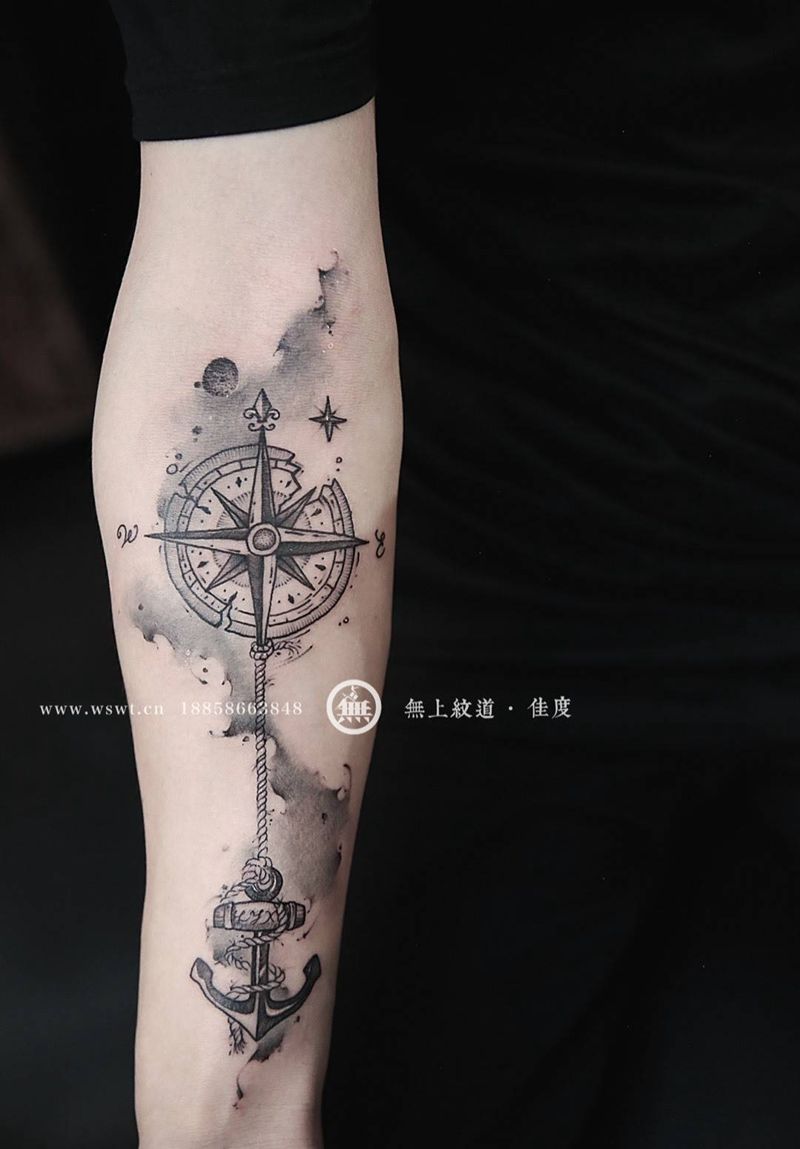 水墨罗盘纹身图片_成品手臂清新静物原创图腾无上纹图招生水墨纹身图案