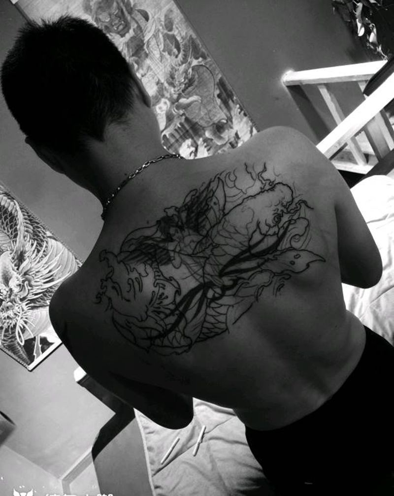 覆盖线条纹身图片