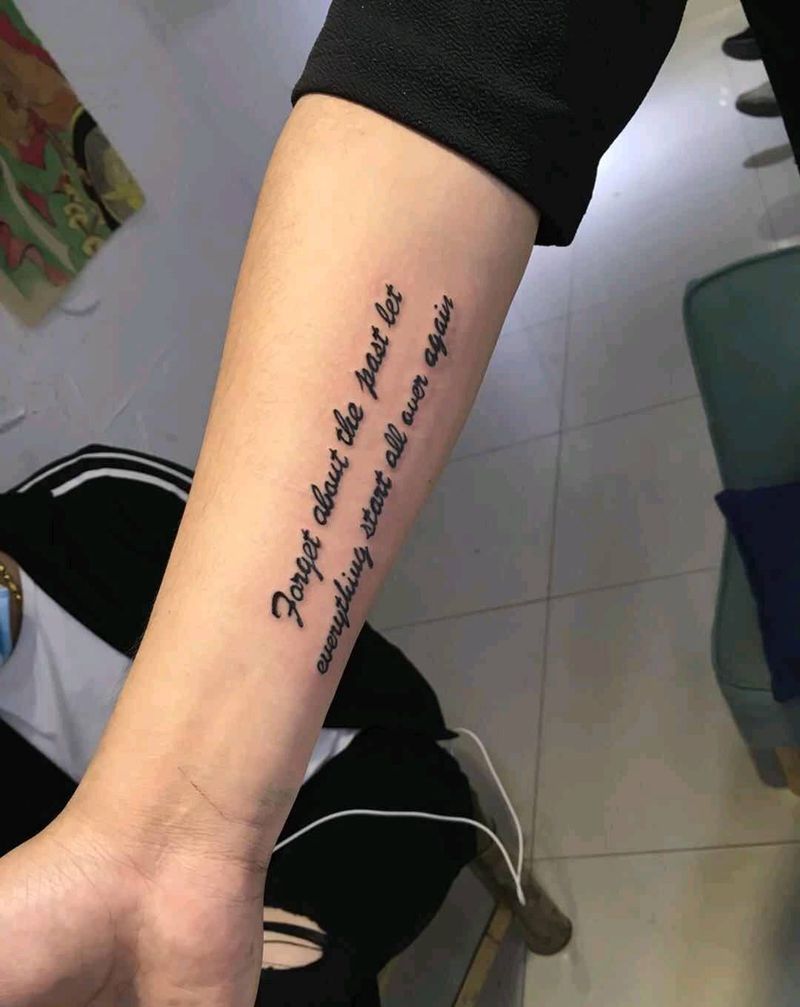 英文字母添加纹身图片_手臂New School纹身图案