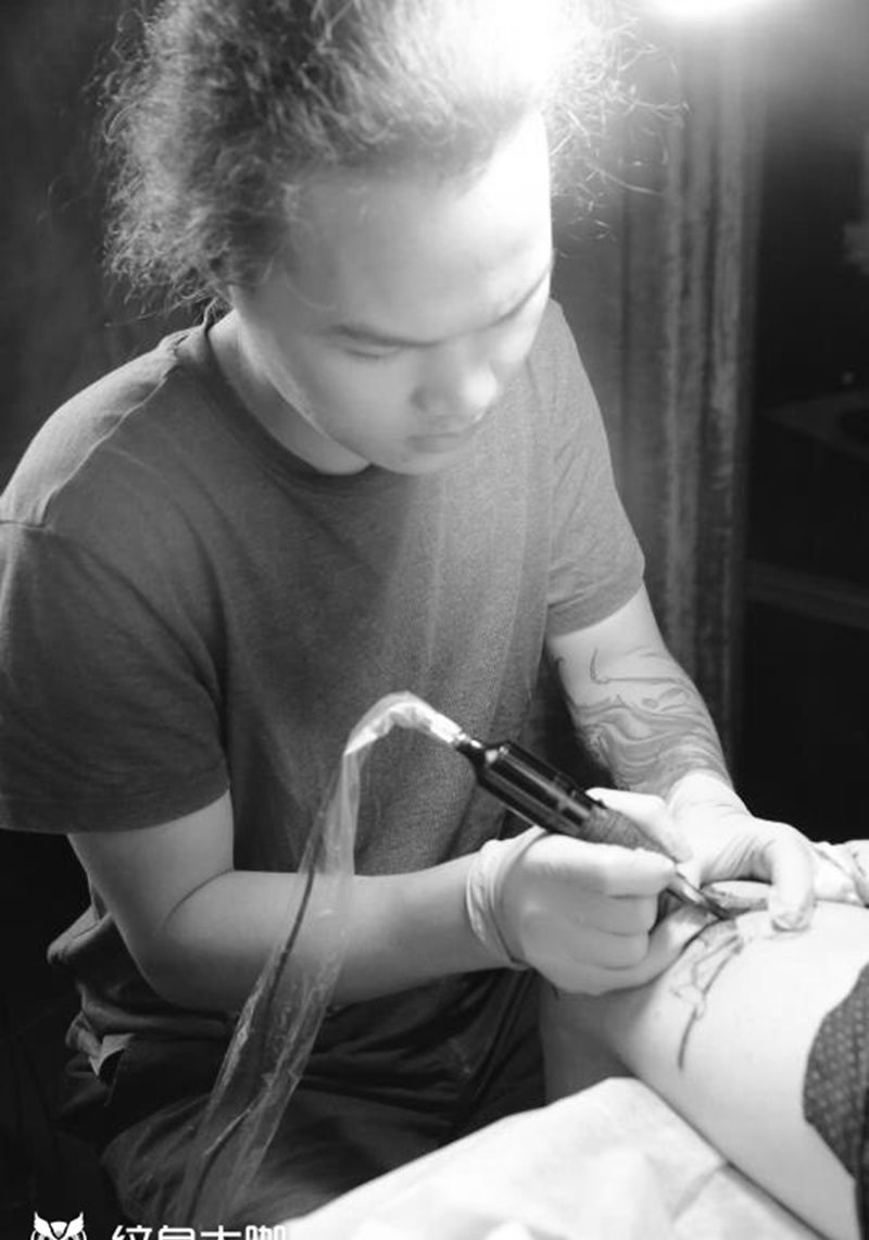 工作花絮纹身图片_无上纹图生活花絮纹身图案