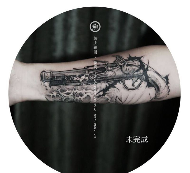 手臂/枪纹身图片_手部欧美图腾无上纹图纹身图案