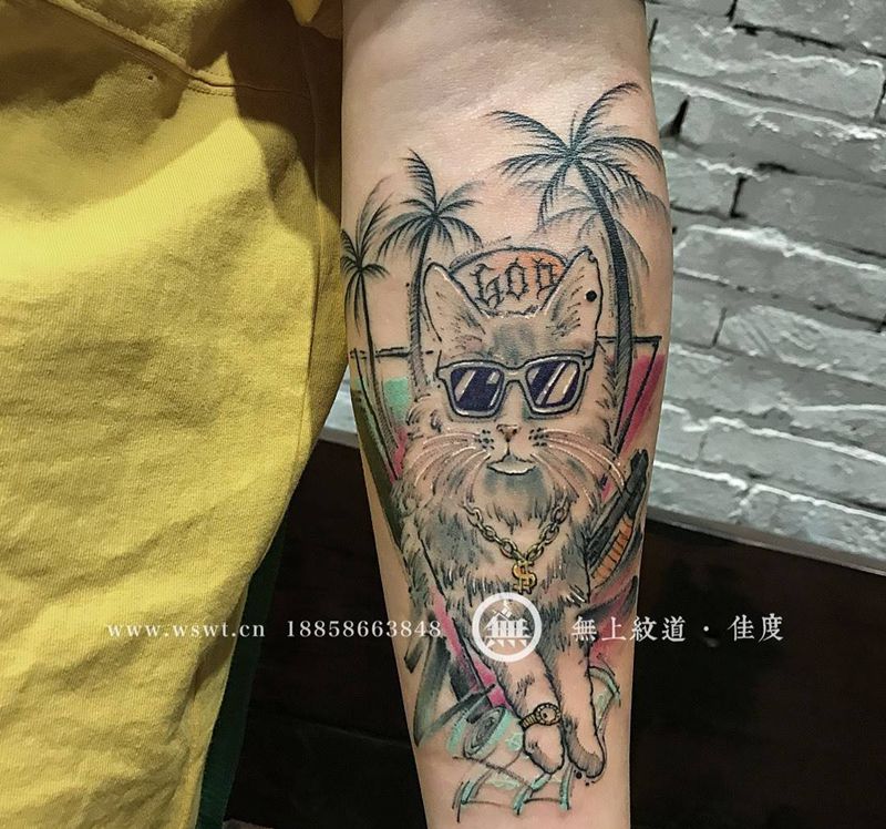 小臂+美式西海岸风纹身图片_手臂欧美动物无上纹图纹身图案