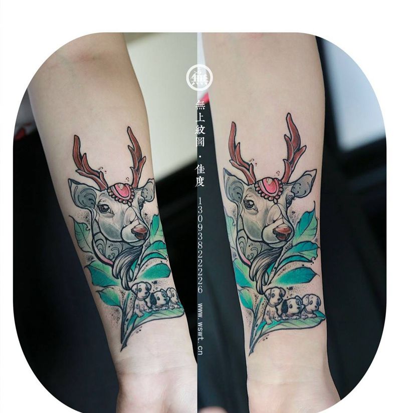 小鹿纹身图片_成品手臂欧美清新动物原创无上纹图培训学习纹身图案