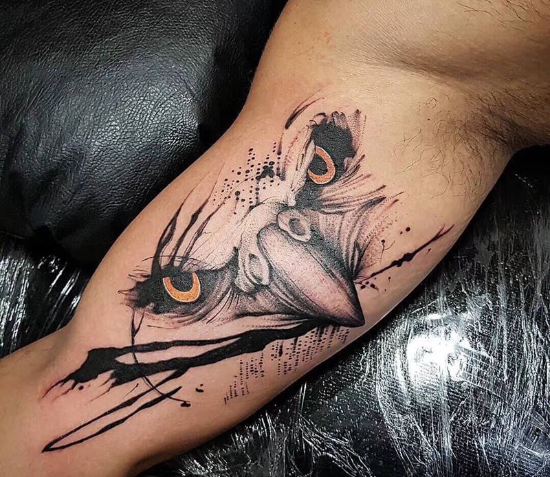 水墨鹰纹身图片