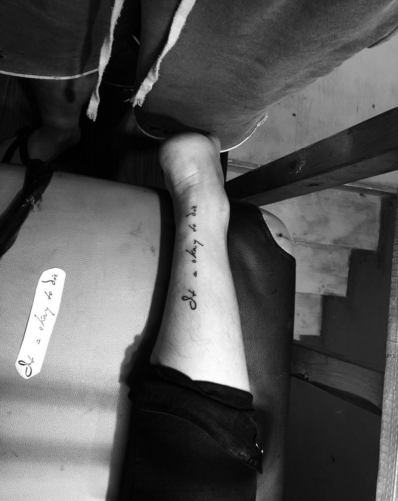 小字母纹身图片