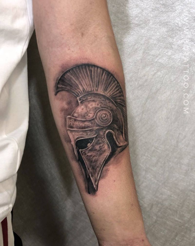 头盔纹身图片