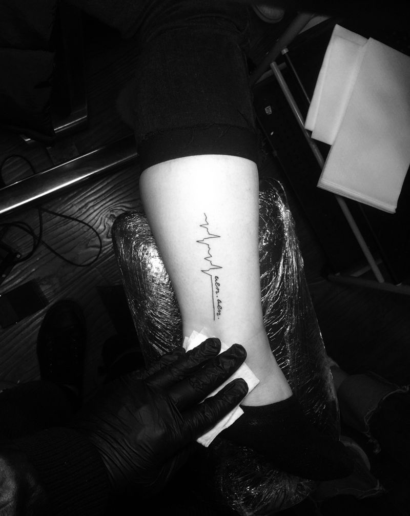 心电图，加名字纹身图片