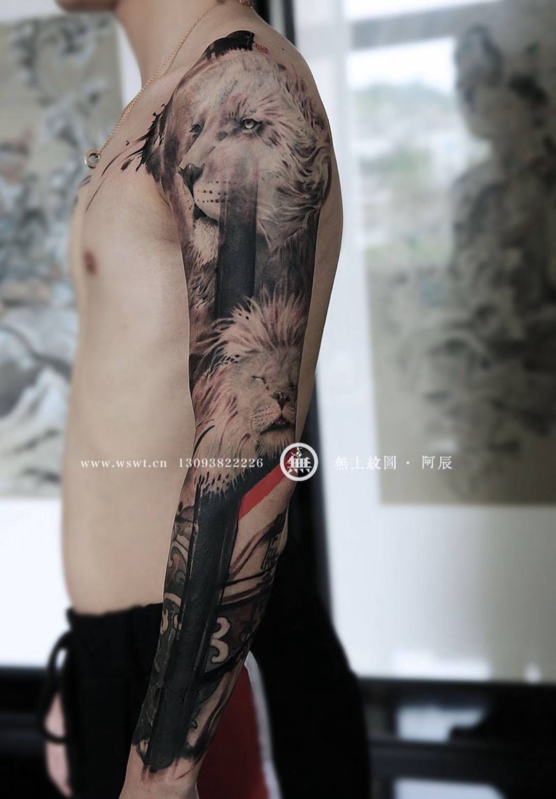 狮子花臂纹身图片_成品手臂欧美清新动物原创肖像无上纹图纹身图案