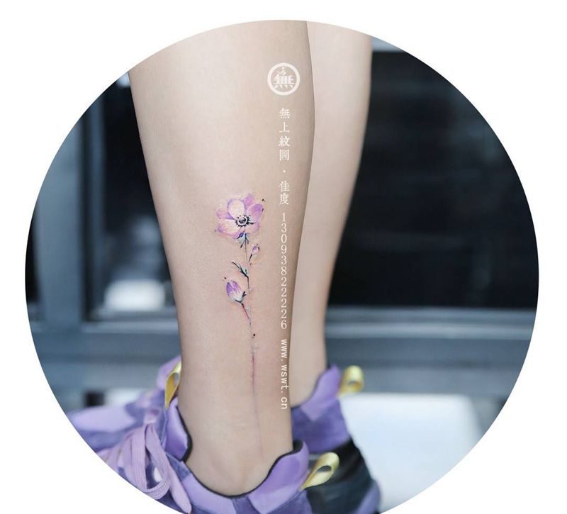 小腿花纹身图片_成品腿部清新植物无上纹图纹身图案