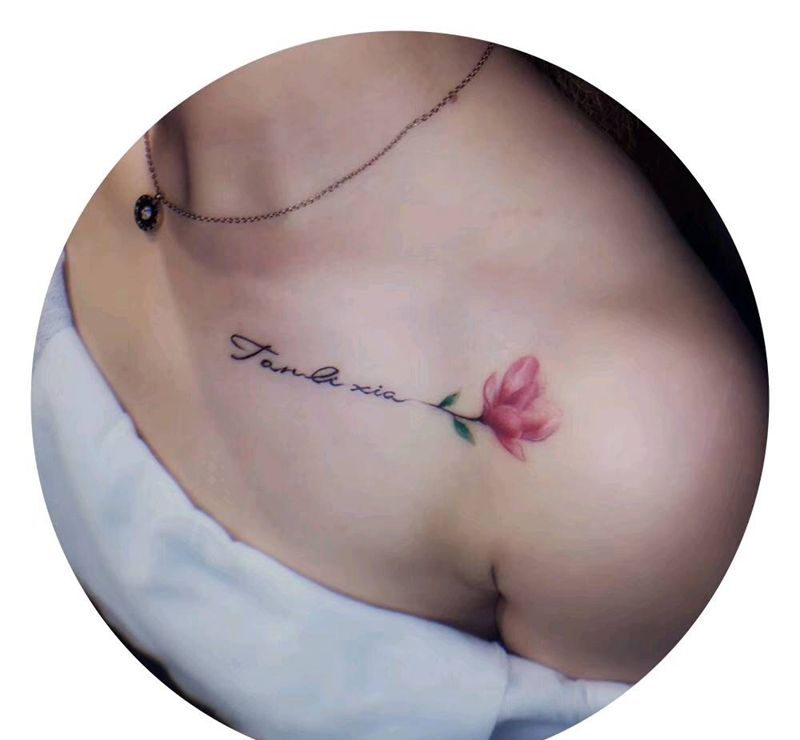 近期作品纹身图片_颈部花体字纹身图案