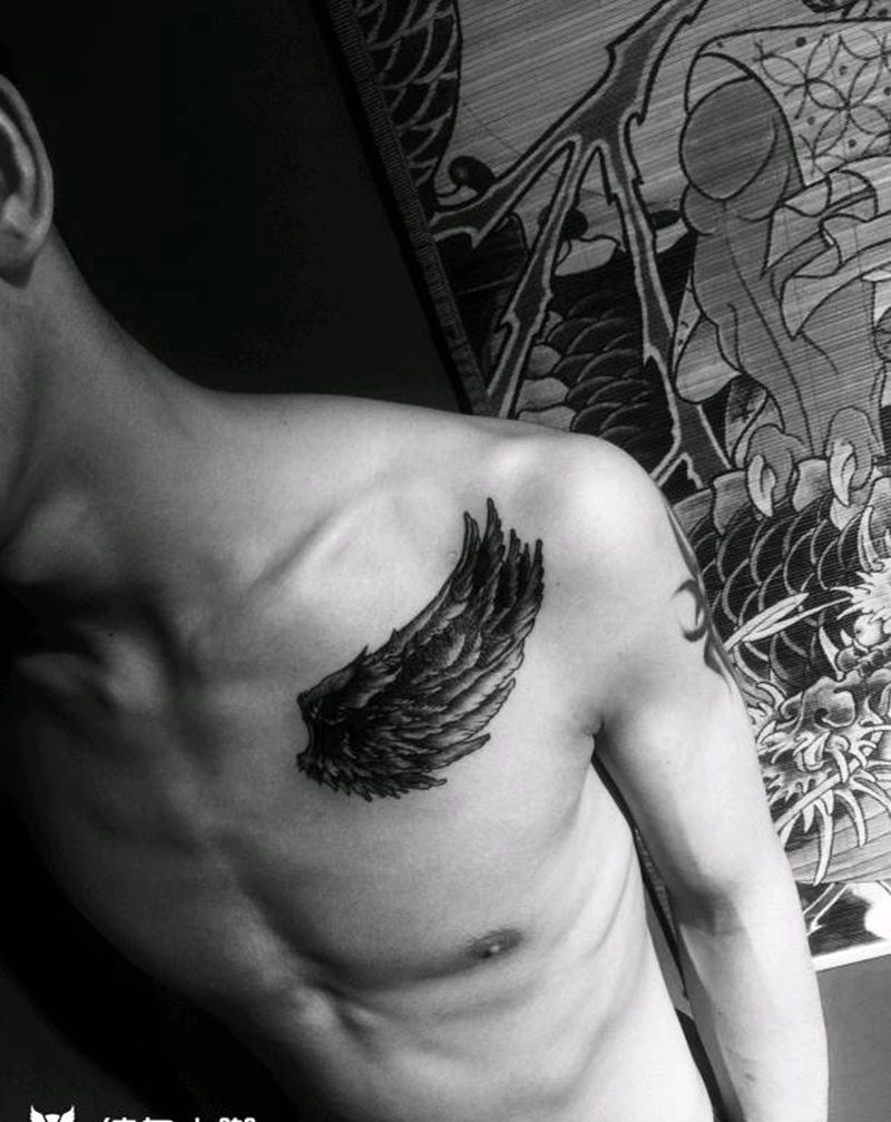 翅膀纹身图片