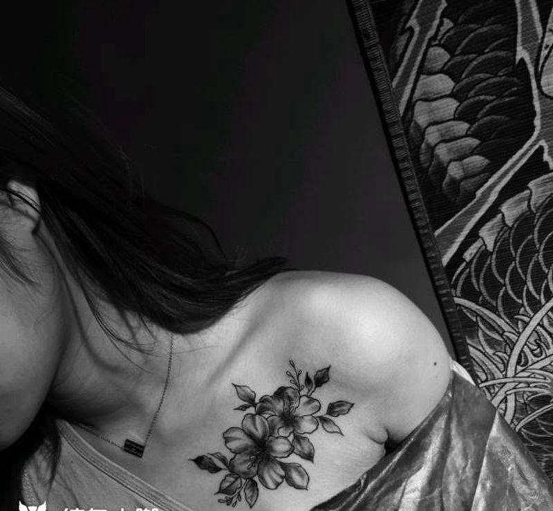 小花花纹身图片