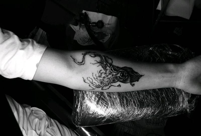 水墨鹿纹身图片