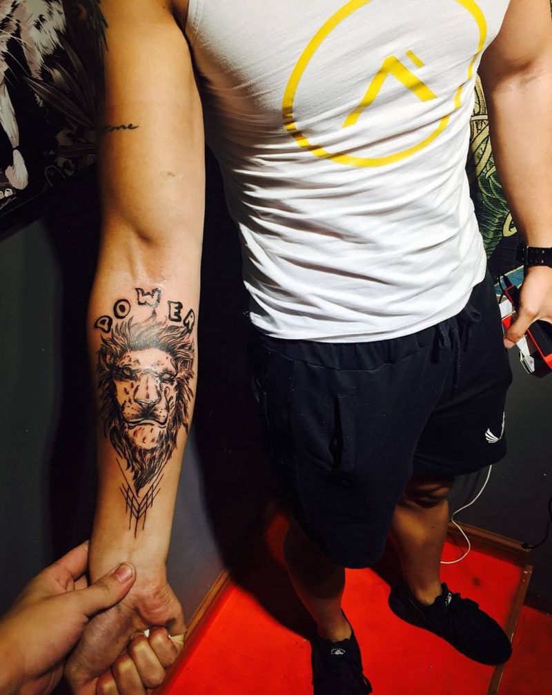 狮子的力量纹身图片