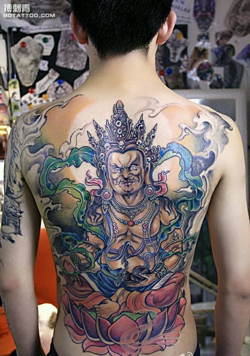 大背纹身图片