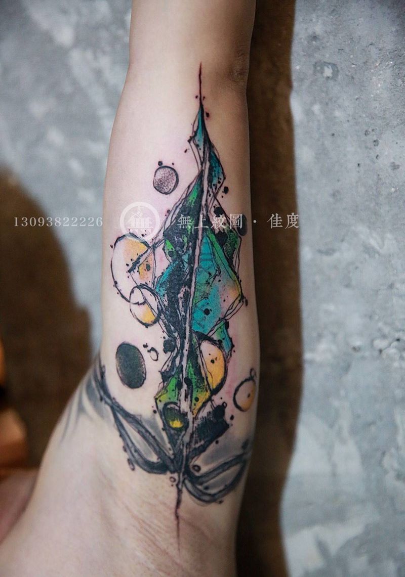 遮盖旧纹身纹身图片_成品手臂欧美清新原创图腾几何无上纹图招生手稿纹身图案