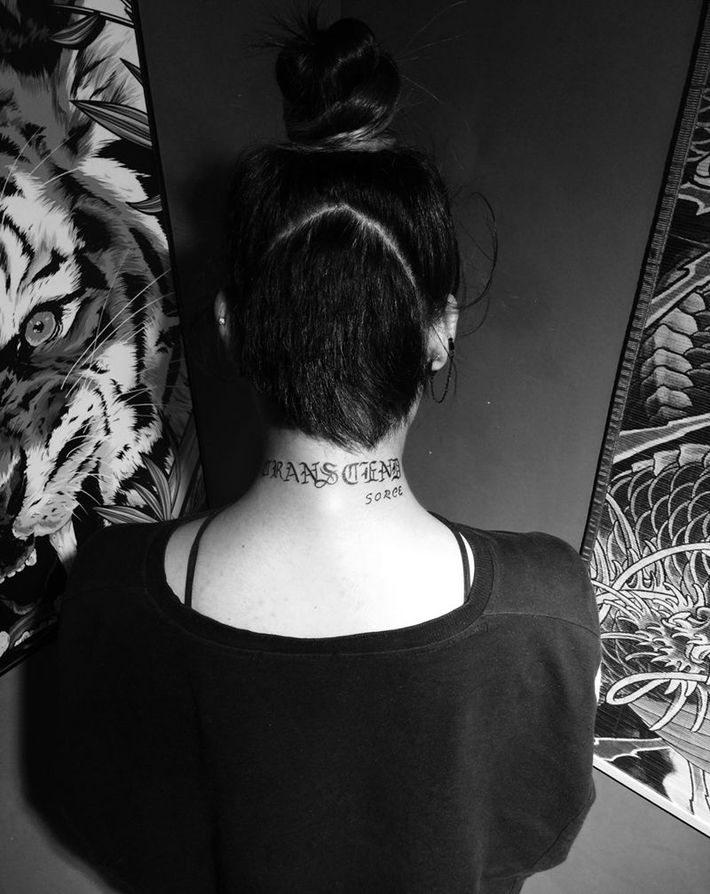 小字母纹身图片