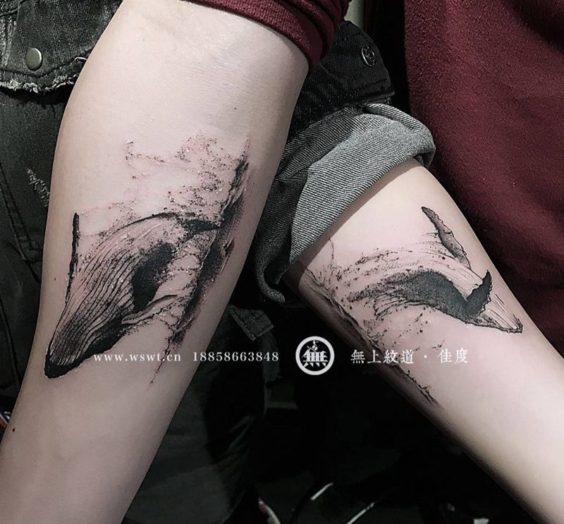 情侣鲸鱼纹身纹身图片_成品手臂欧美动物图腾无上纹图招生纹身图案